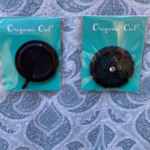 Origami owl. Medium black twist face and base